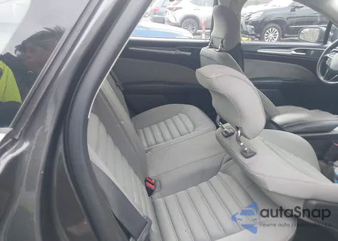 2015 Ford Fusion S из США, поврежденный, VIN 3FA6P0G72FR163854